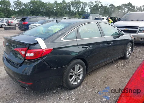 2017 Hyundai Sonata z USA, uszkodzony, nr VIN 5NPE24AF2HH491583